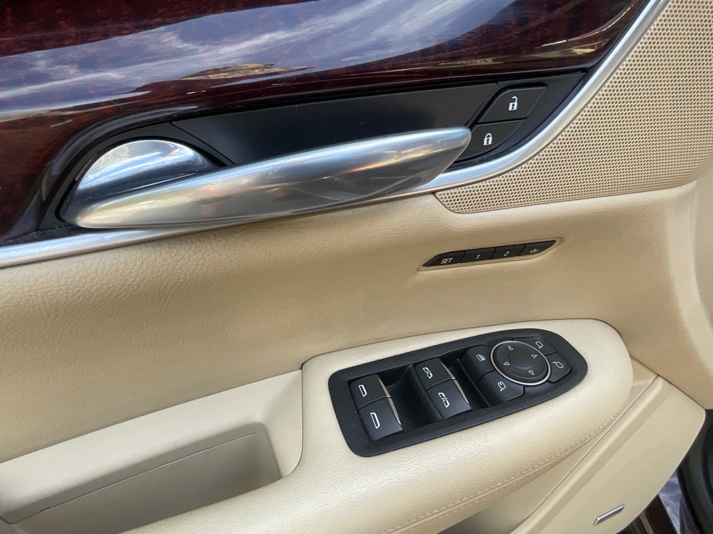 2017 Cadillac XT5 Image 42
