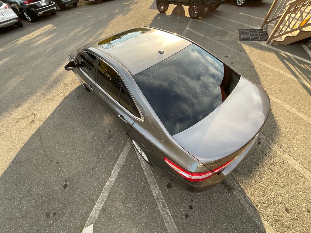 2016 Toyota Camry Image 11