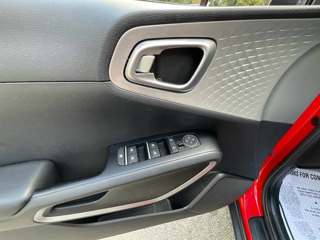 2020 Kia Soul Image 38