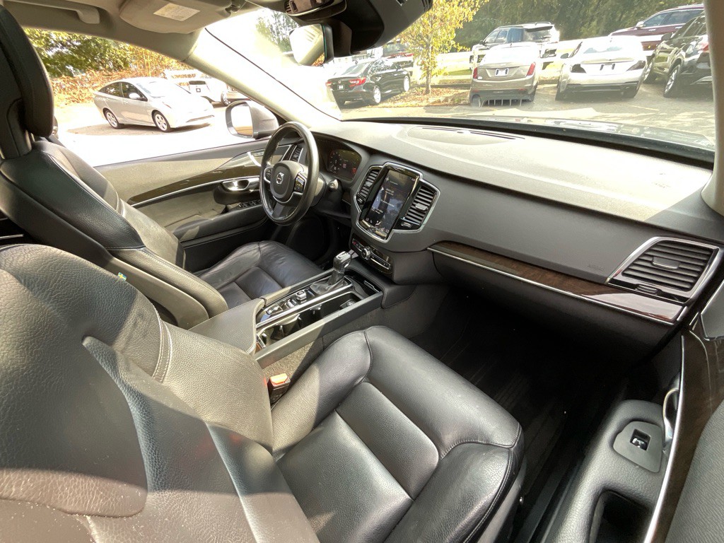 2018 Volvo XC90 Image 18