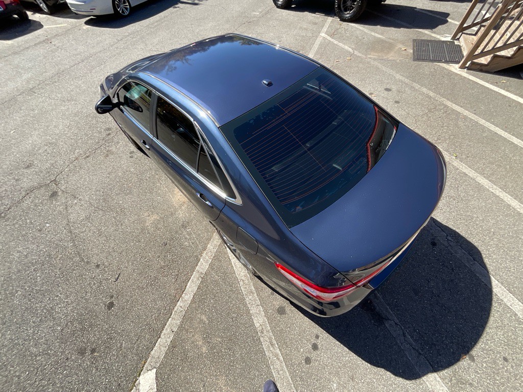 2017 Toyota Camry Image 11