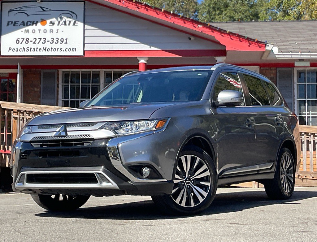 2020 Mitsubishi Outlander Image 1