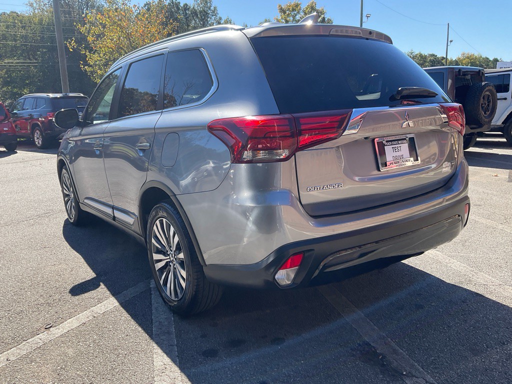 2020 Mitsubishi Outlander Image 7