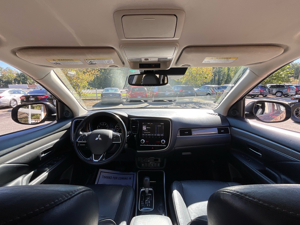 2020 Mitsubishi Outlander Image 20