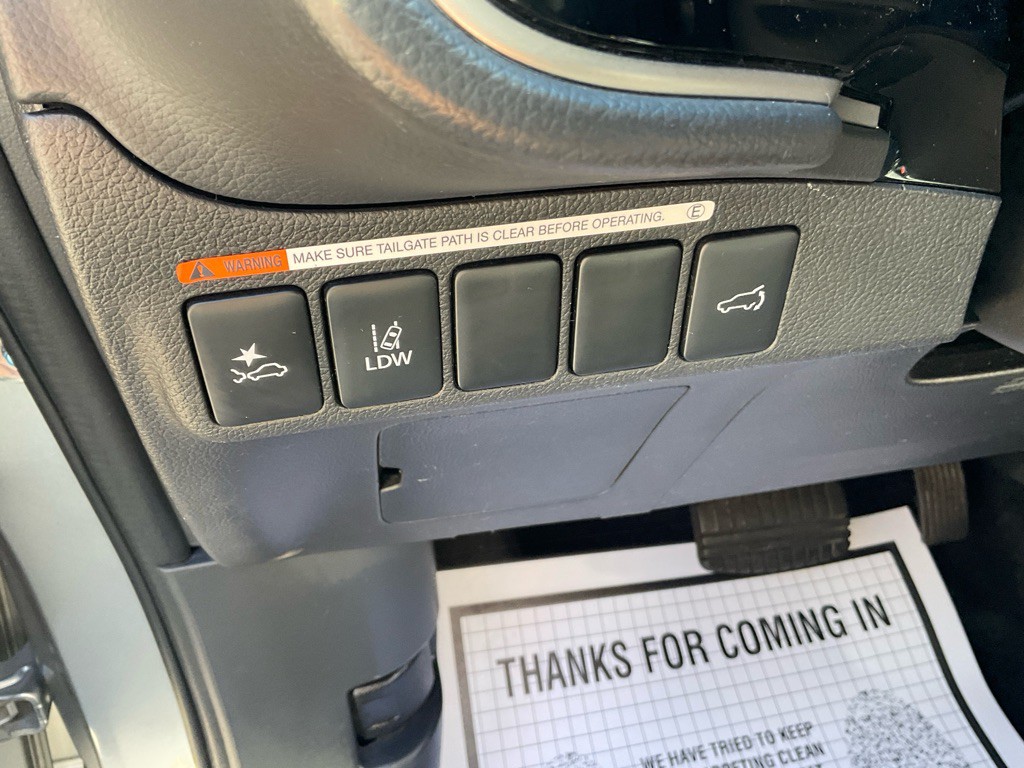 2020 Mitsubishi Outlander Image 43
