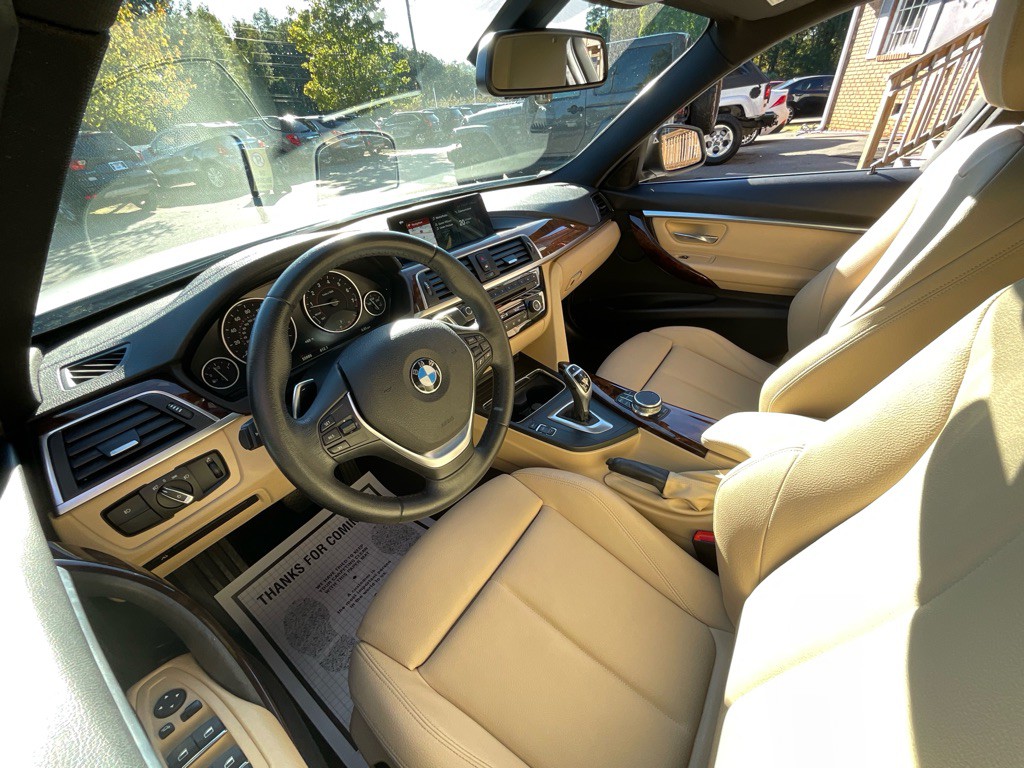 2018 BMW 3 Series Image 14