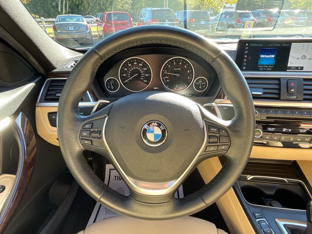 2018 BMW 3 Series Image 22