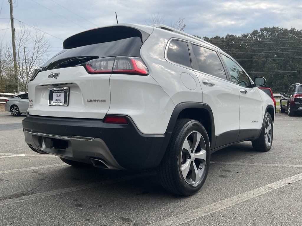 2019 Jeep Cherokee Image 5