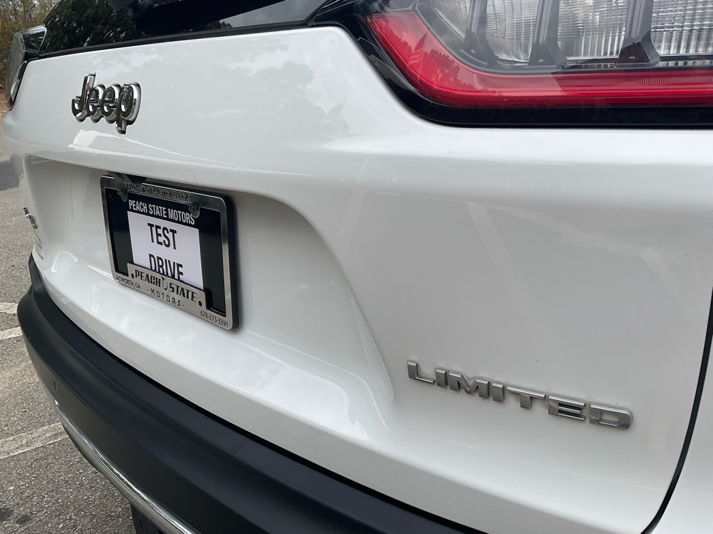 2019 Jeep Cherokee Image 10