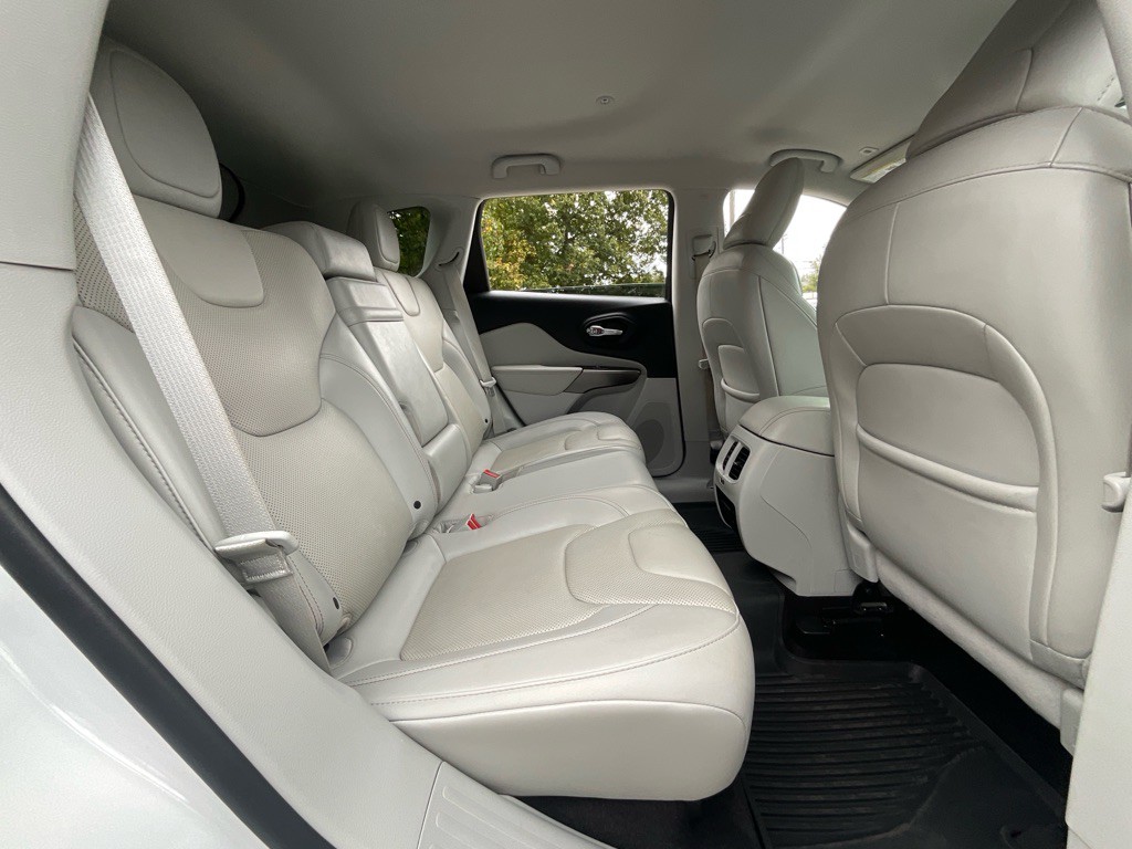 2019 Jeep Cherokee Image 31