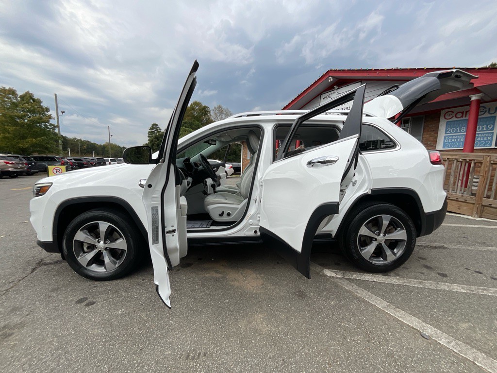 2019 Jeep Cherokee Image 37