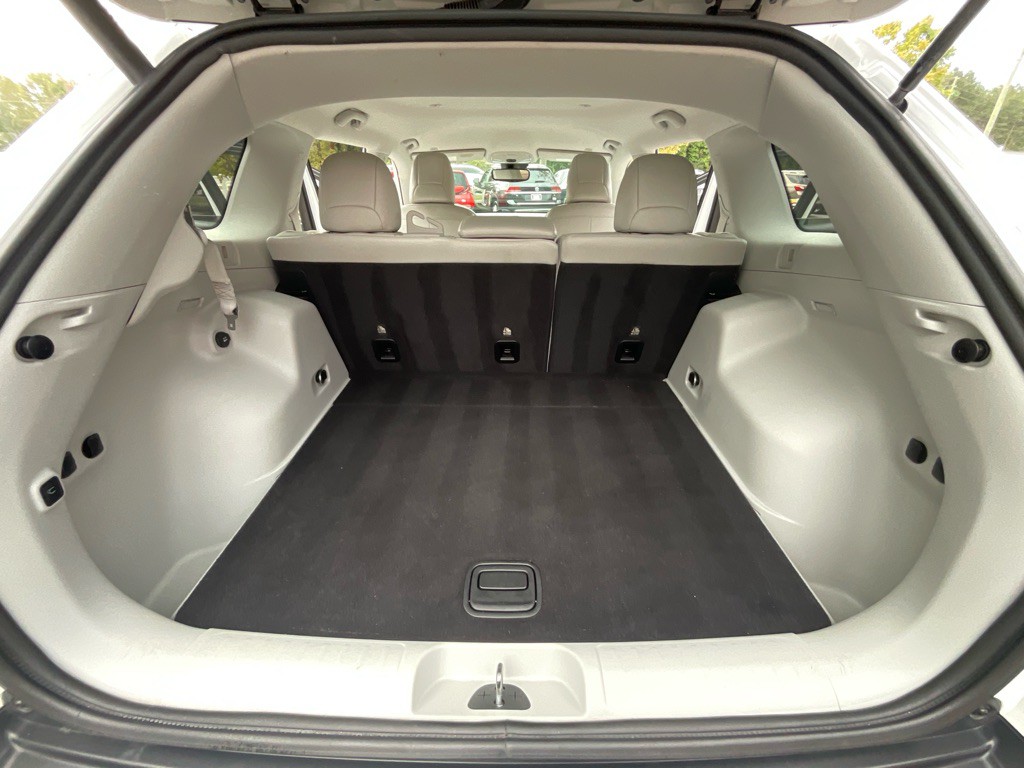 2019 Jeep Cherokee Image 38