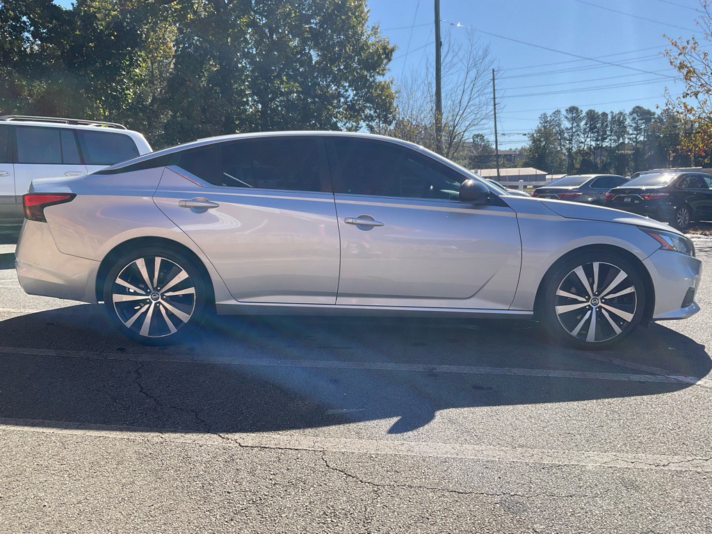2019 Nissan Altima Image 4