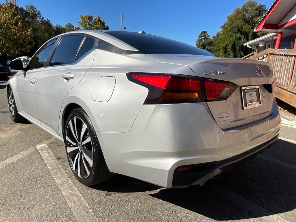 2019 Nissan Altima Image 7