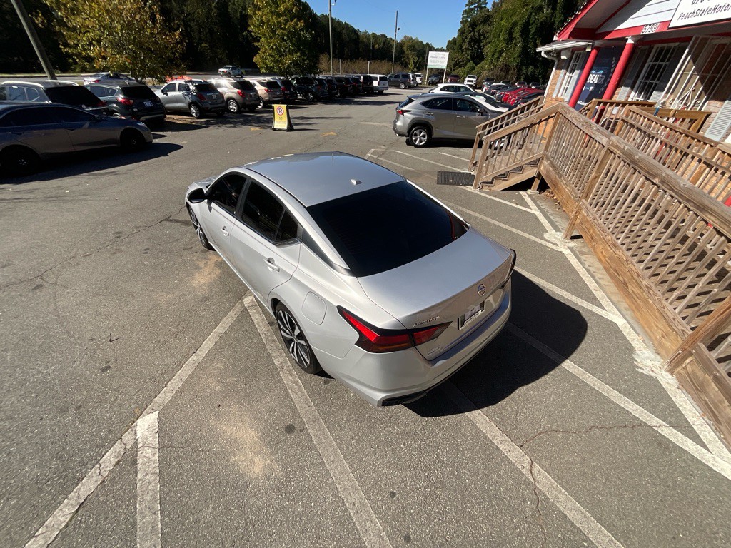 2019 Nissan Altima Image 11