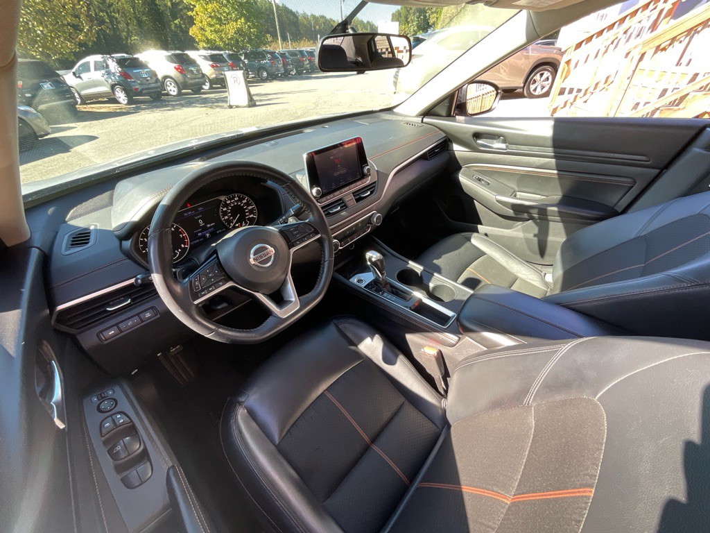 2019 Nissan Altima Image 15