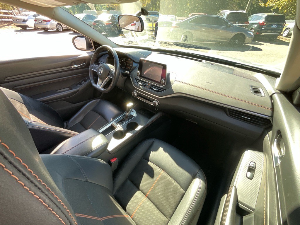 2019 Nissan Altima Image 18
