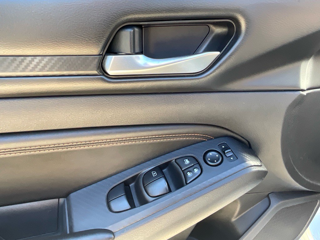2019 Nissan Altima Image 37