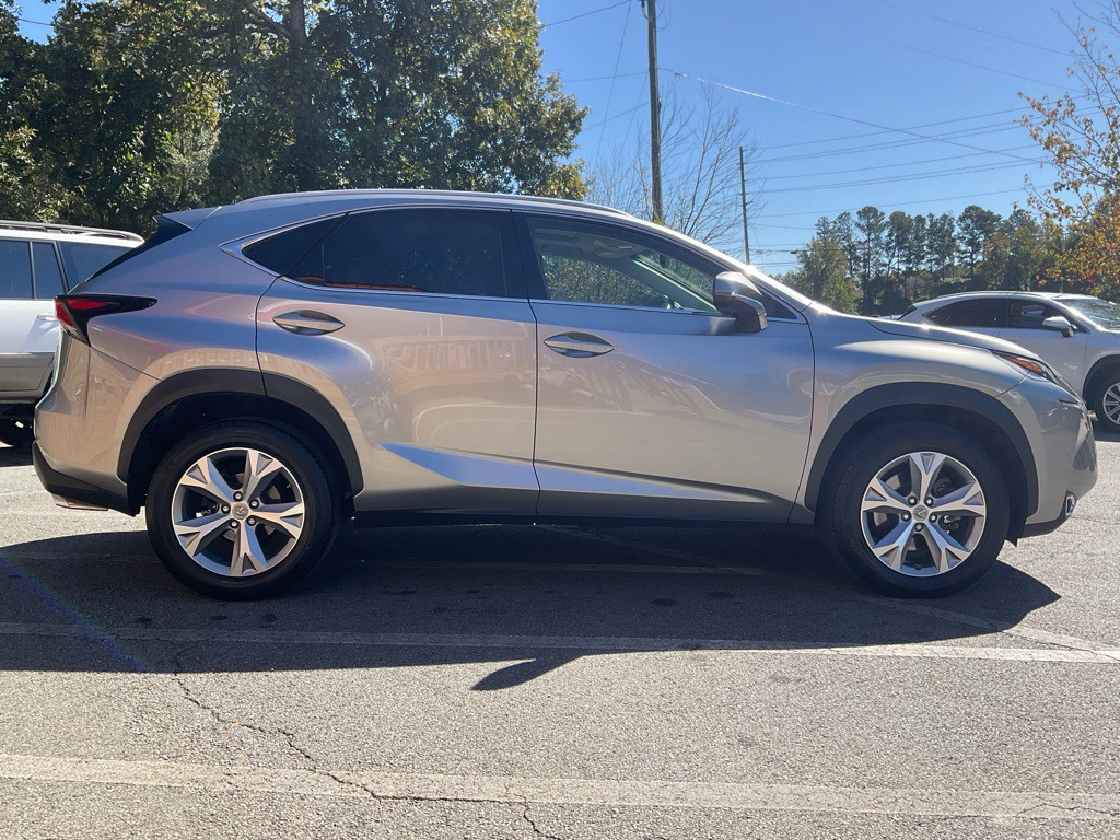 2017 Lexus NX 200t Image 4