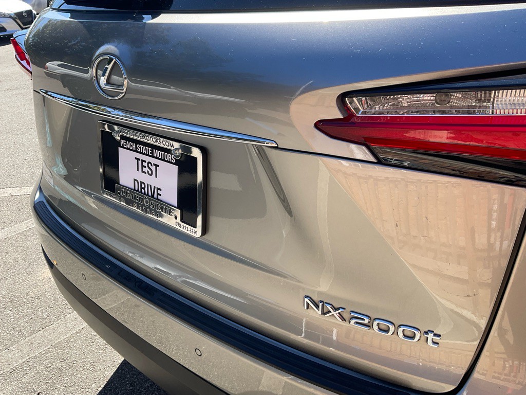 2017 Lexus NX 200t Image 10