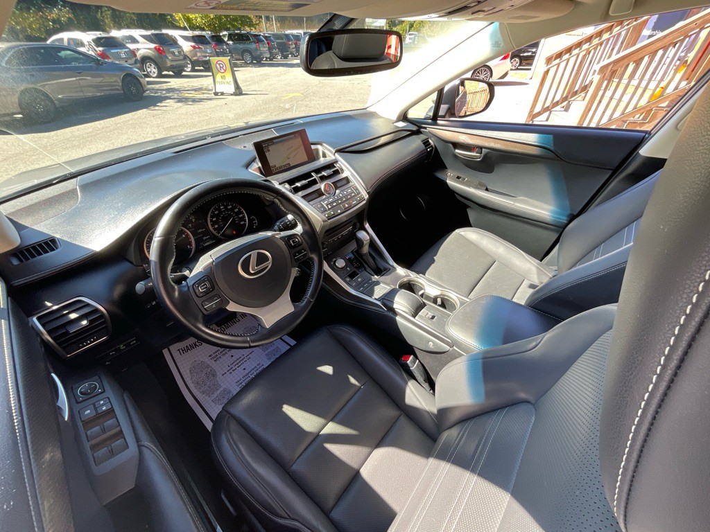 2017 Lexus NX 200t Image 15