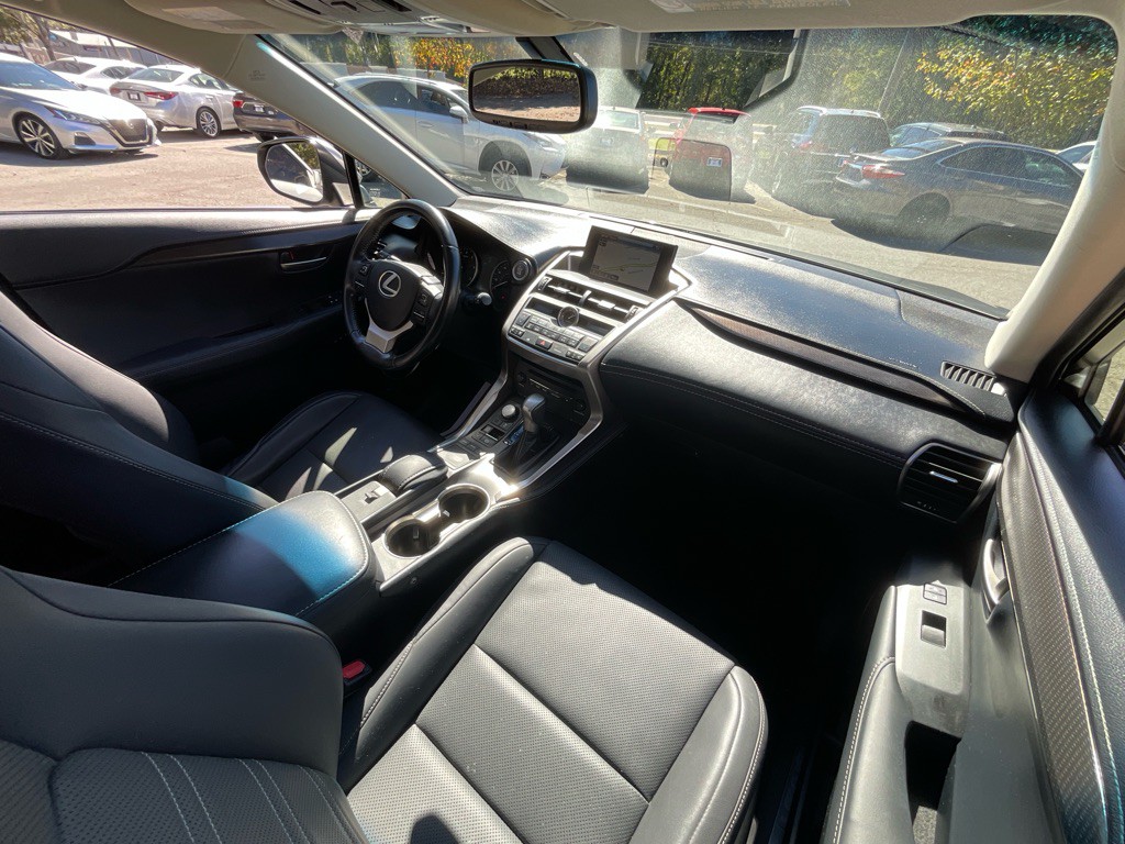 2017 Lexus NX 200t Image 18