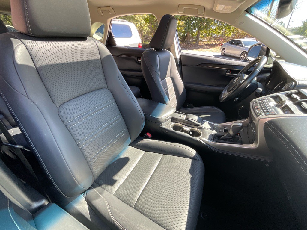2017 Lexus NX 200t Image 19