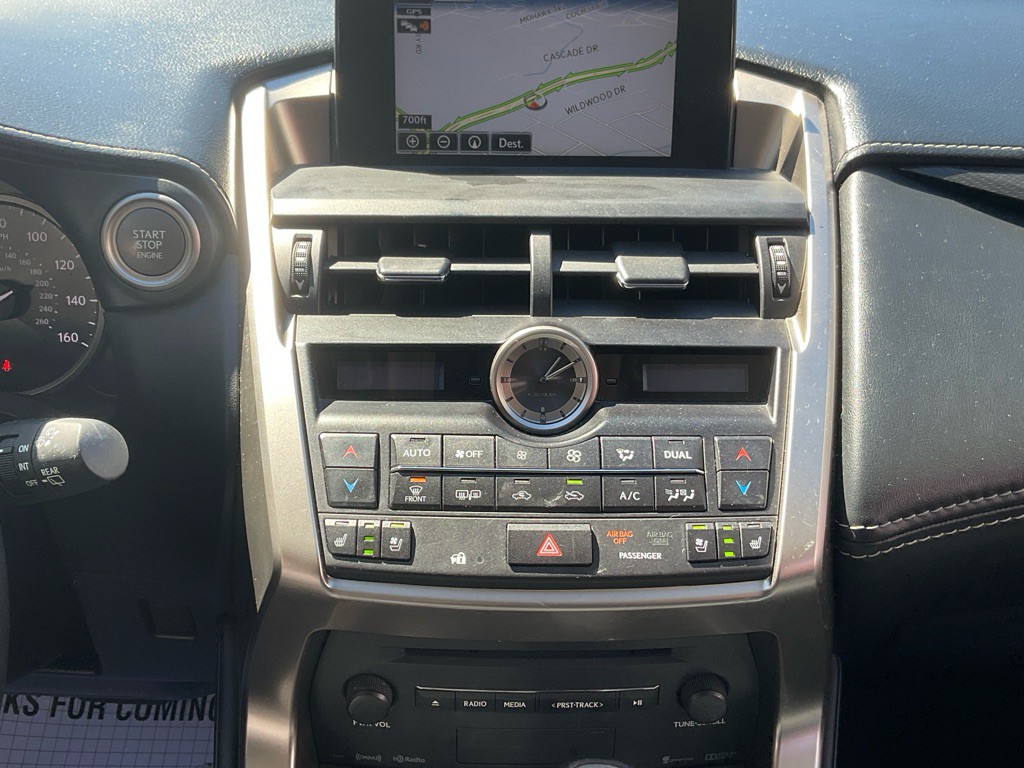 2017 Lexus NX 200t Image 21
