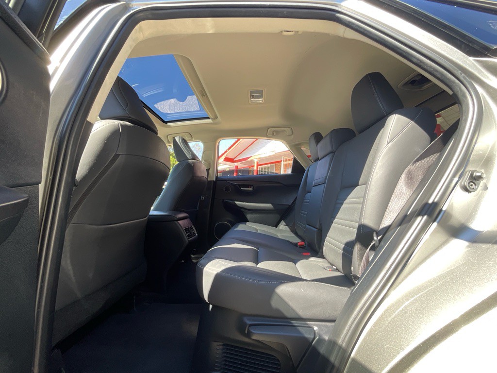 2017 Lexus NX 200t Image 29