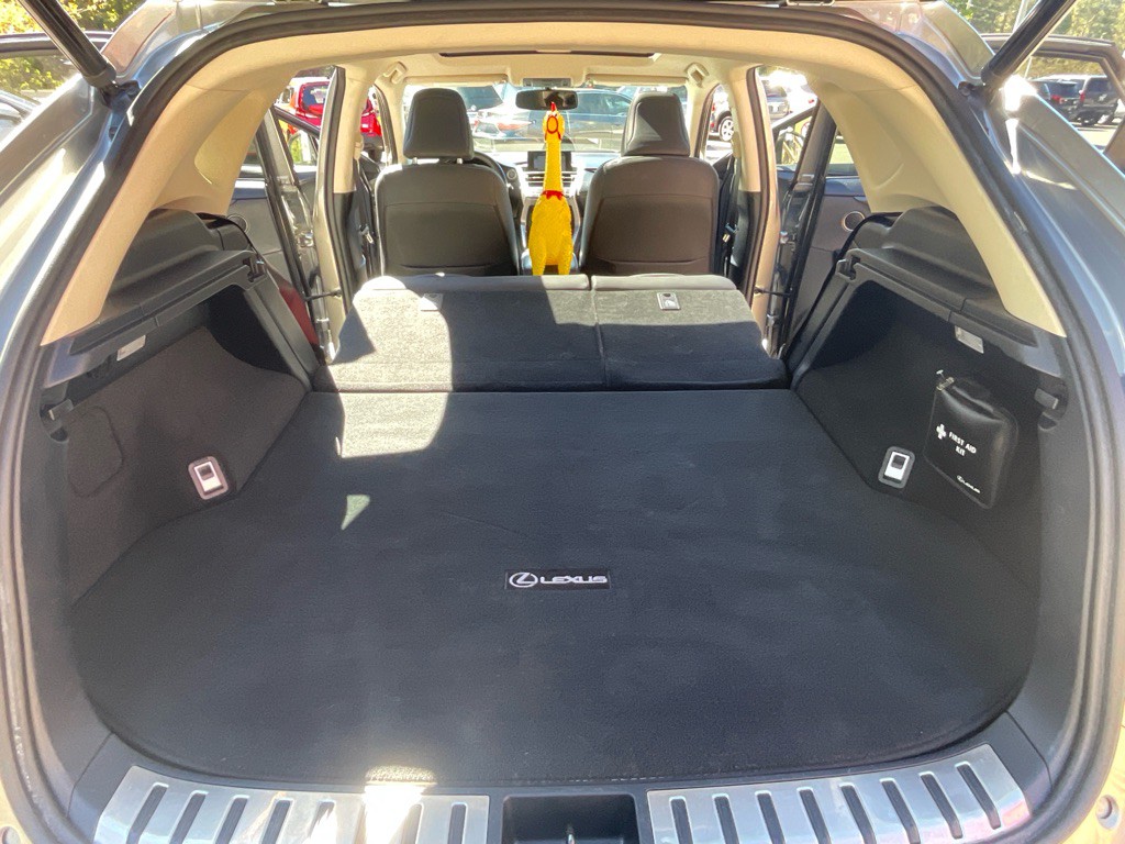 2017 Lexus NX 200t Image 39
