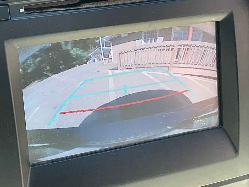2016 Toyota Camry Image 23