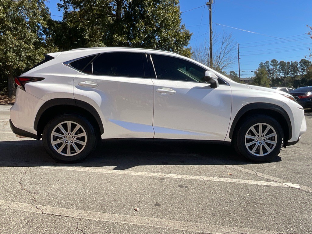 2016 Lexus NX 200t Image 4