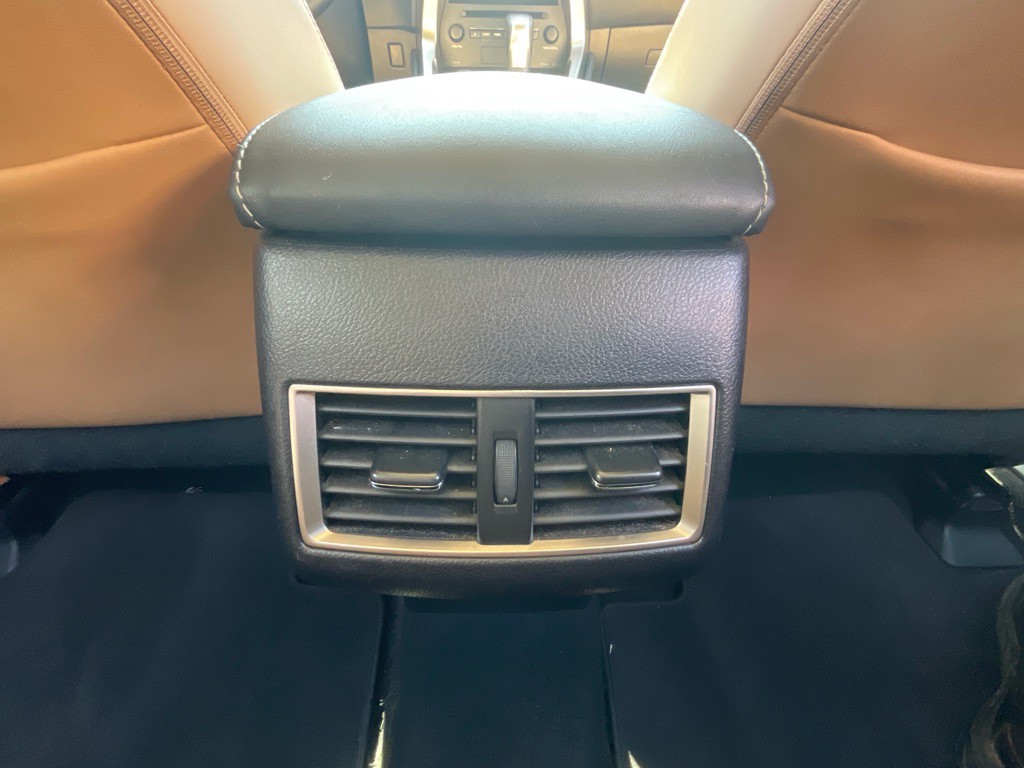 2016 Lexus NX 200t Image 31