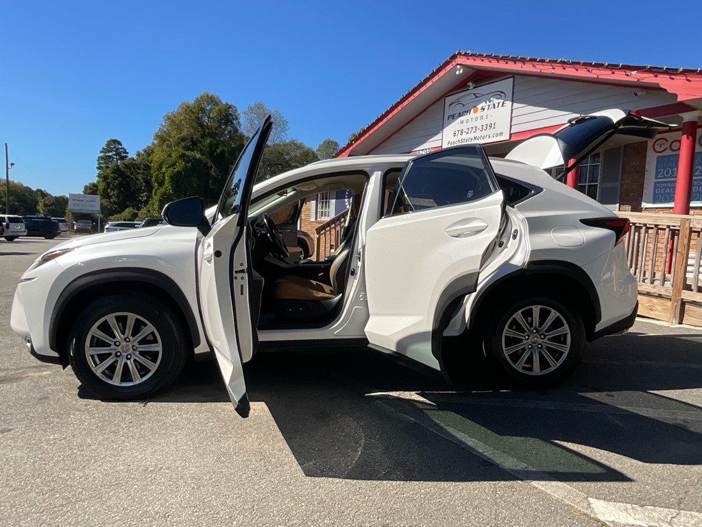 2016 Lexus NX 200t Image 33