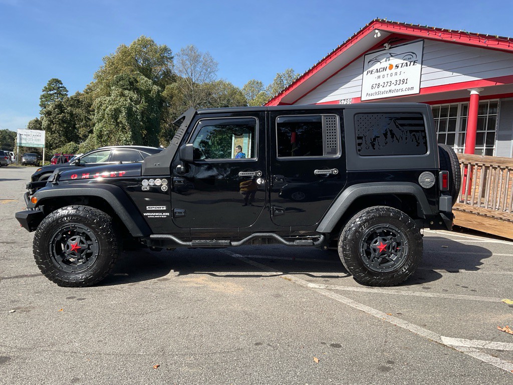 2017 Jeep Wrangler Unlimited Image 8