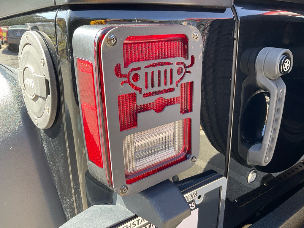 2017 Jeep Wrangler Unlimited Image 9