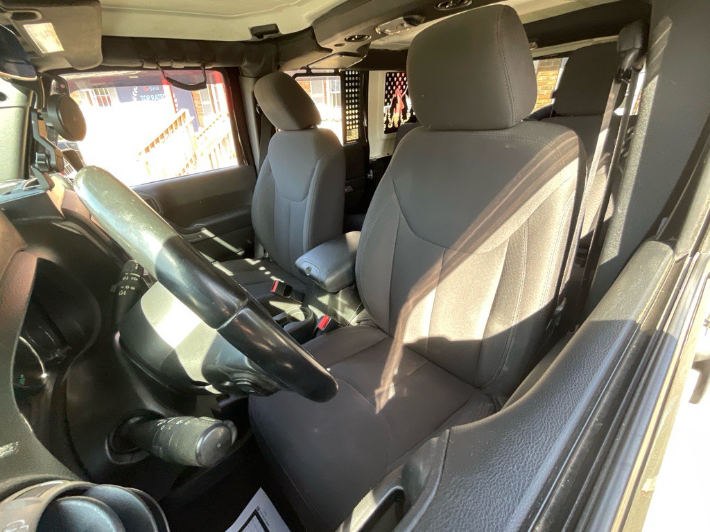 2017 Jeep Wrangler Unlimited Image 19