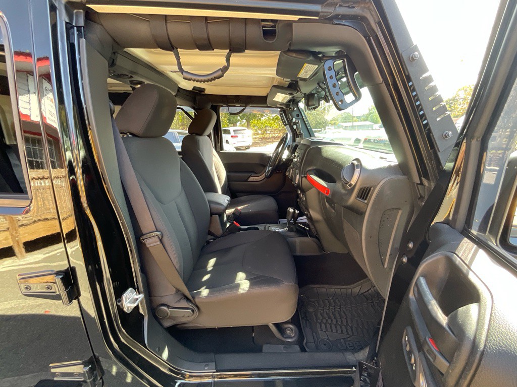 2017 Jeep Wrangler Unlimited Image 20