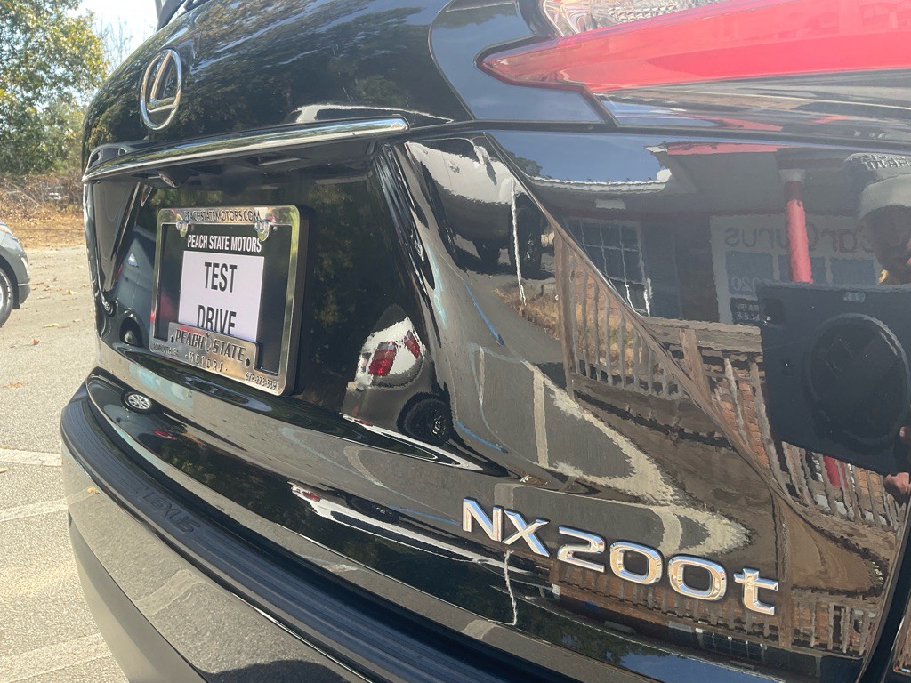 2017 Lexus NX 200t Image 9