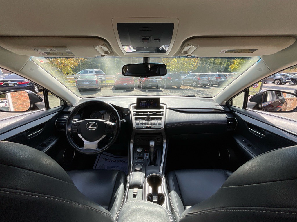 2017 Lexus NX 200t Image 18