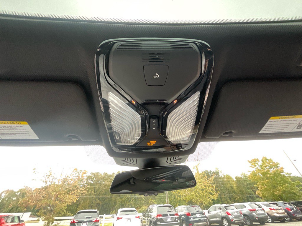 2018 BMW 5 Series Image 25