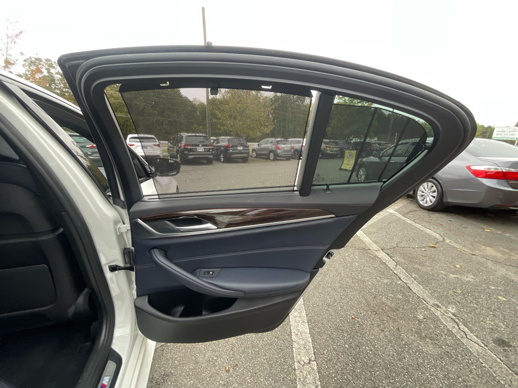 2018 BMW 5 Series Image 44