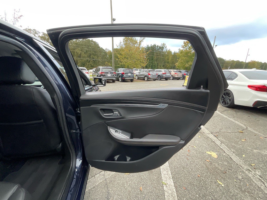 2019 Chevrolet Impala Image 43