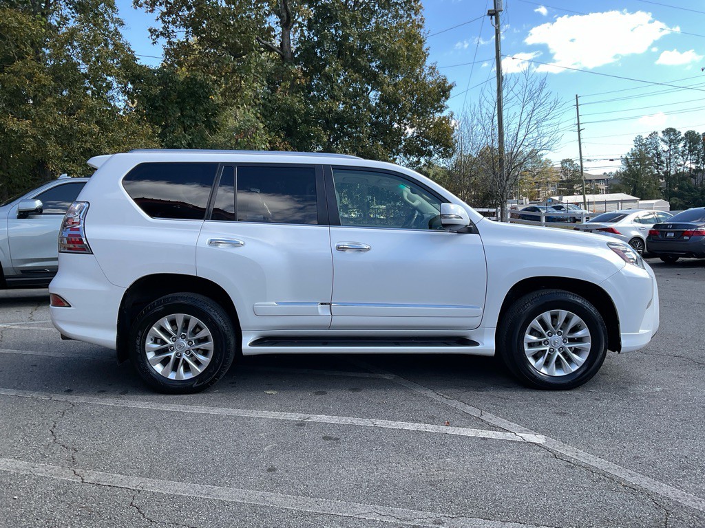 2017 Lexus GX 460 Image 4