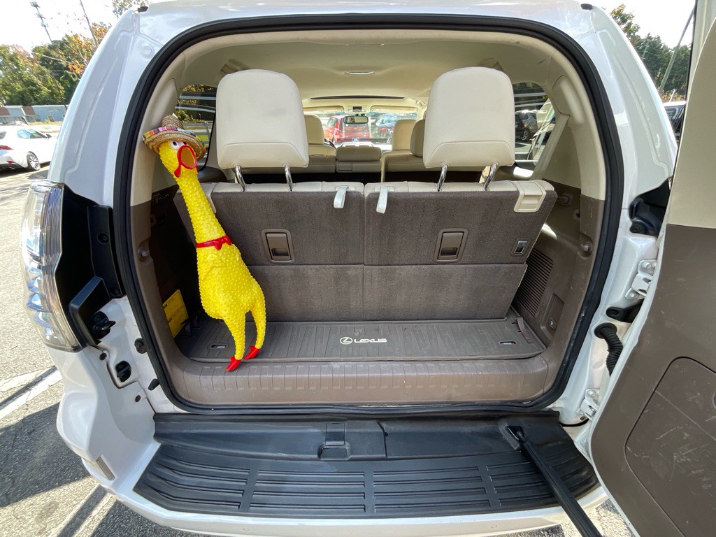 2017 Lexus GX 460 Image 38