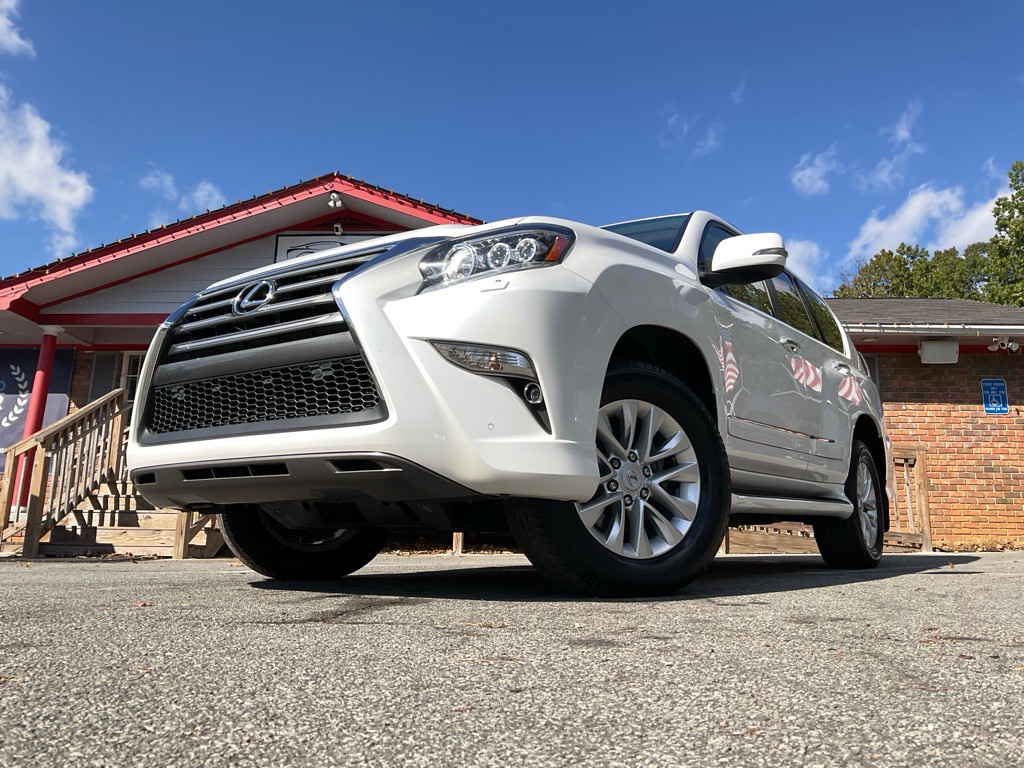 2017 Lexus GX 460 Image 46