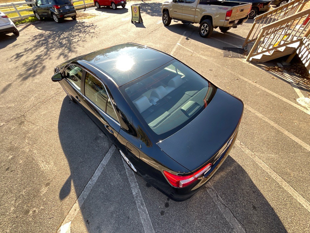 2012 Toyota Camry Image 10