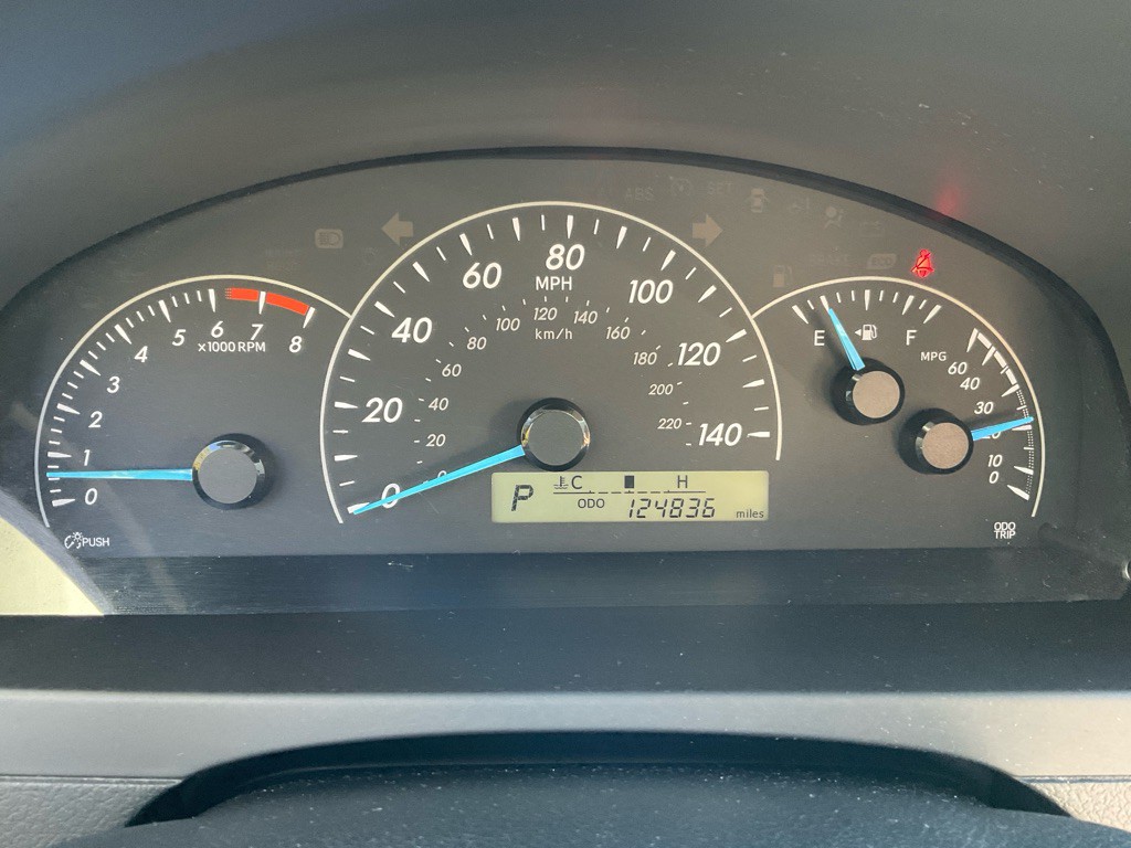 2012 Toyota Camry Image 23