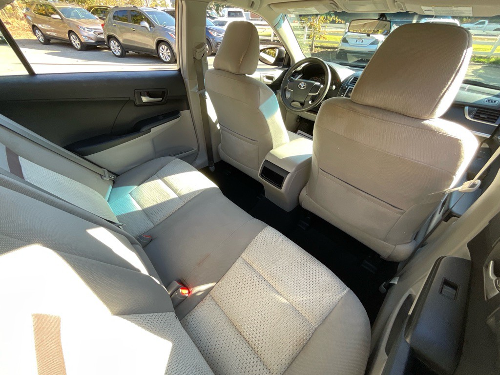 2012 Toyota Camry Image 29