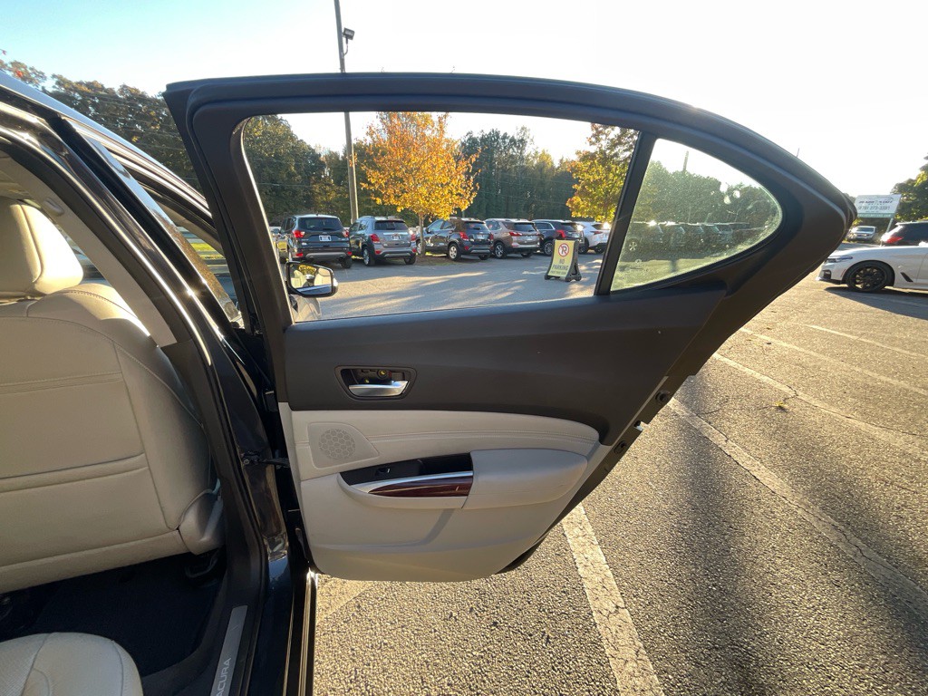 2015 Acura TL Image 44